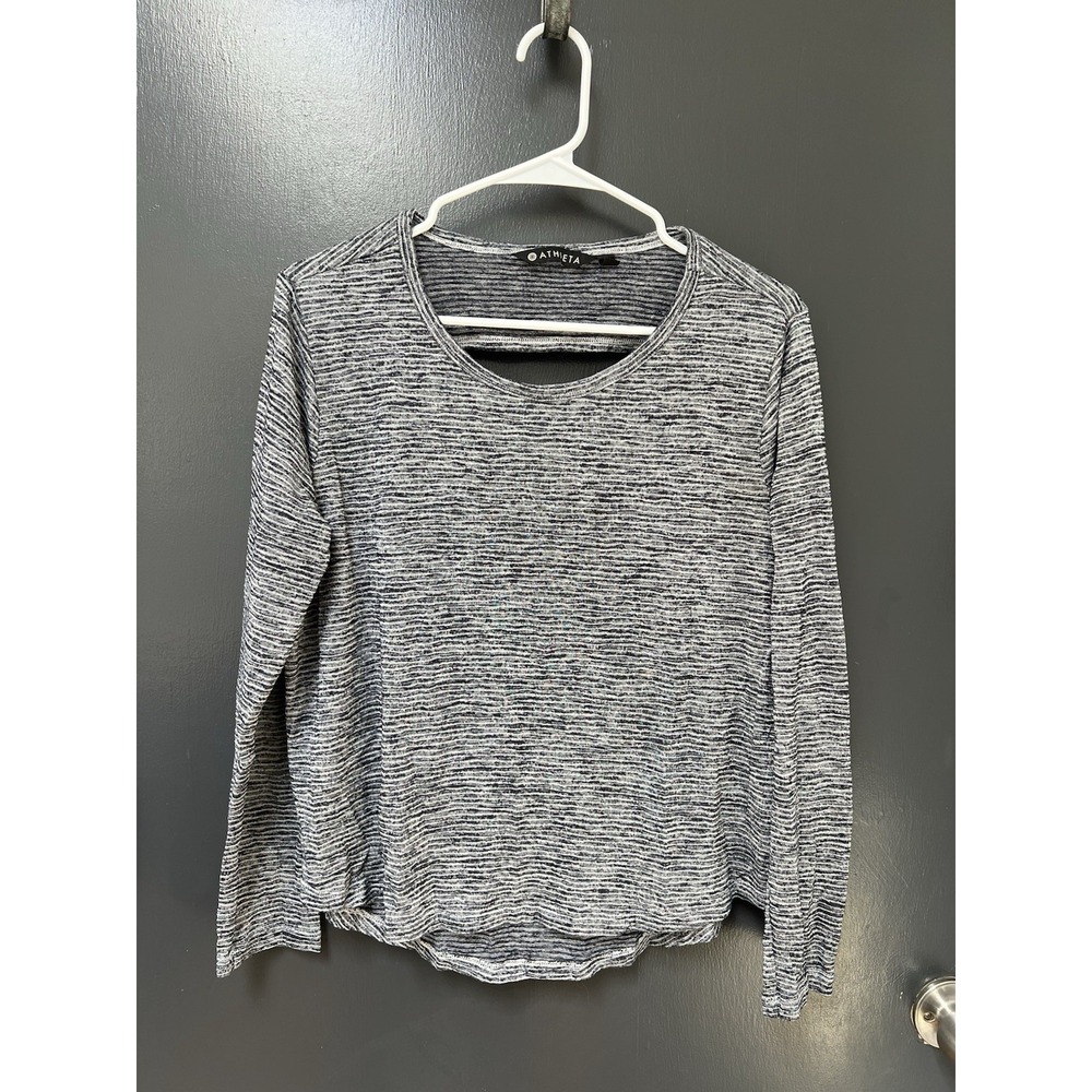 Athleta Breezy Long Sleeve Top Black Sz M Back Cut Out Shirt Athletic